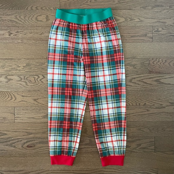 Old Navy Kids Holiday Pyjama Set ‘Just Chilling Out’ - Picture 4 of 5
